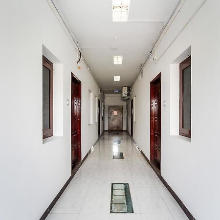 Hotel Lakshmi Narayana ซาเลม ภายนอก รูปภาพ