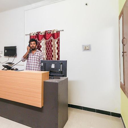 Hotel Lakshmi Narayana ซาเลม ภายนอก รูปภาพ